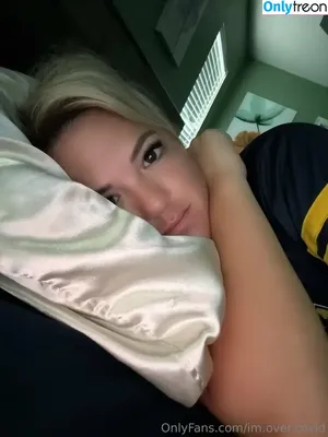 im.over.covid / imovercovid / maylee.covid nude photo #0407