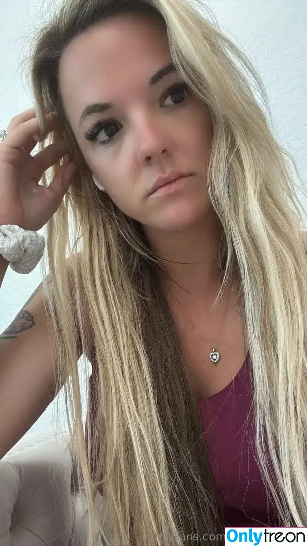 im.over.covid nude photo #0301 (imovercovid)