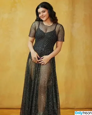 Iman Vellani / 156335795 / imanvellaniactress фото голая #0187