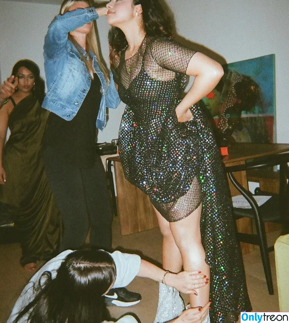 Iman Vellani голая photo #0052 (156335795 / imanvellaniactress)