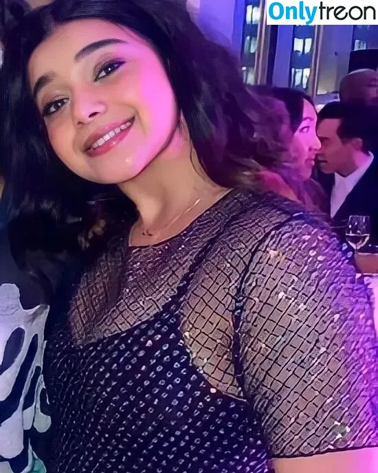 Iman Vellani голая photo #0054 (156335795 / imanvellaniactress)