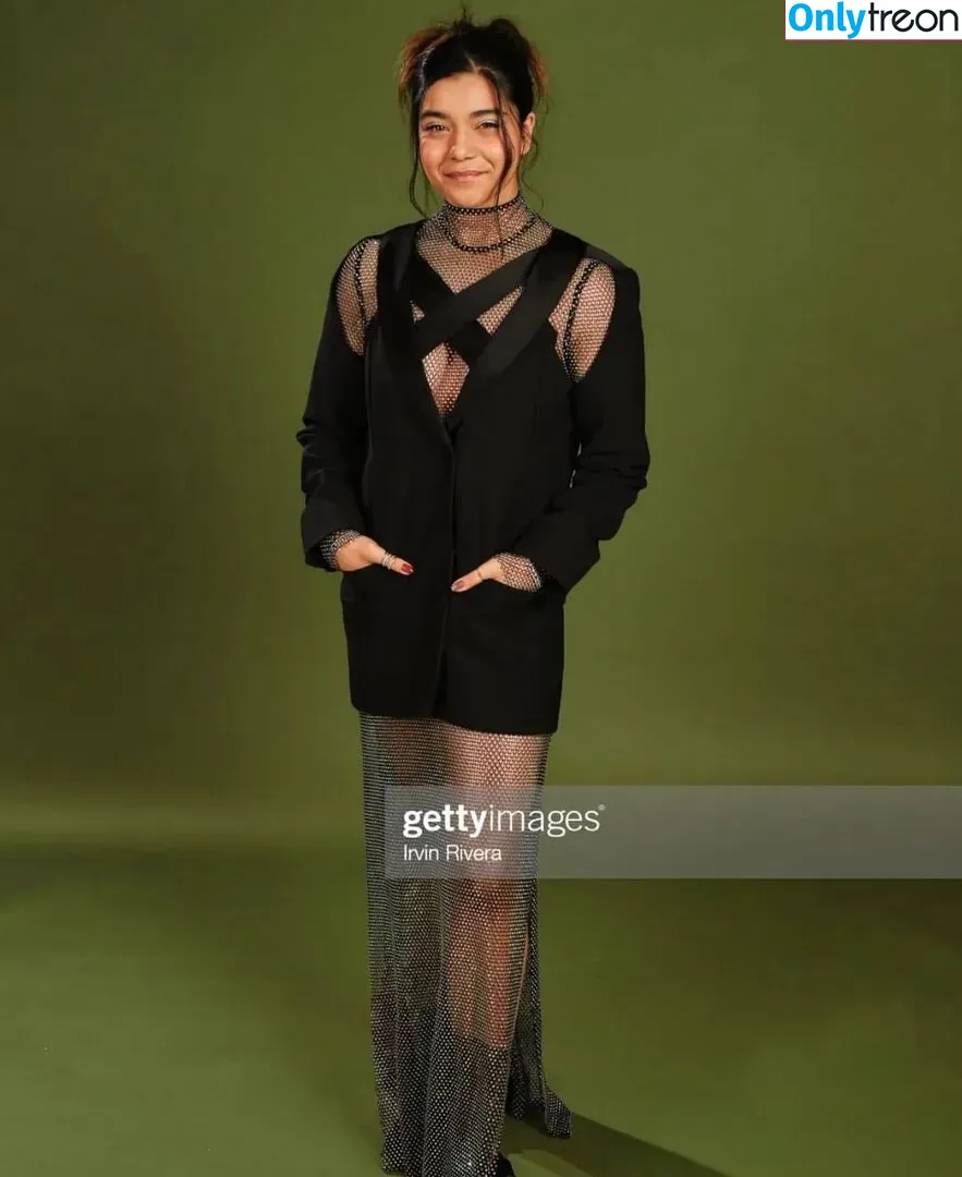 Iman Vellani голая photo #0068 (156335795 / imanvellaniactress)