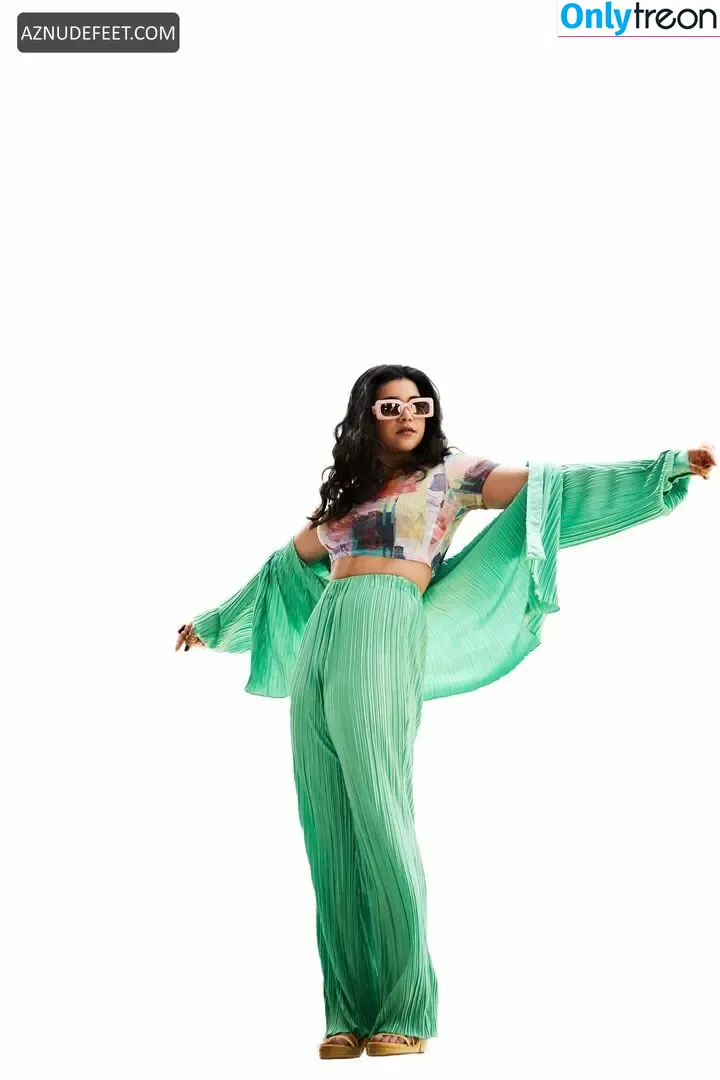 Iman Vellani голая photo #0170 (156335795 / imanvellaniactress)