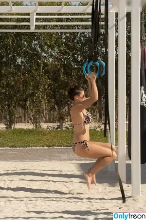 Imogen Thomas / imogen_thomas nude photo #0492