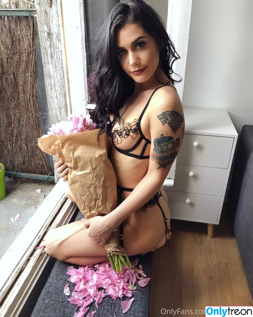 imthestarkfree nude photo #0049 (imthestarkfree)
