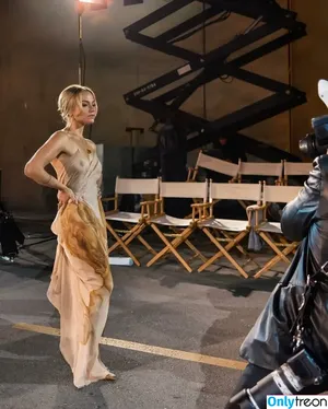 Inanna Sarkis / inanna / inannainanna фото голая #0023