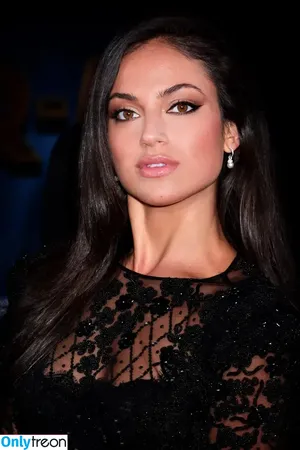 Inanna Sarkis / inanna / inannainanna фото голая #0053