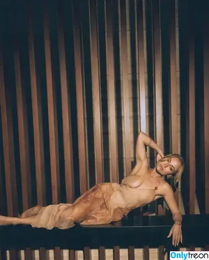 Inanna Sarkis / inanna / inannainanna фото голая #0057