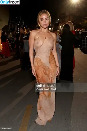 Inanna Sarkis / inanna / inannainanna фото голая #0076