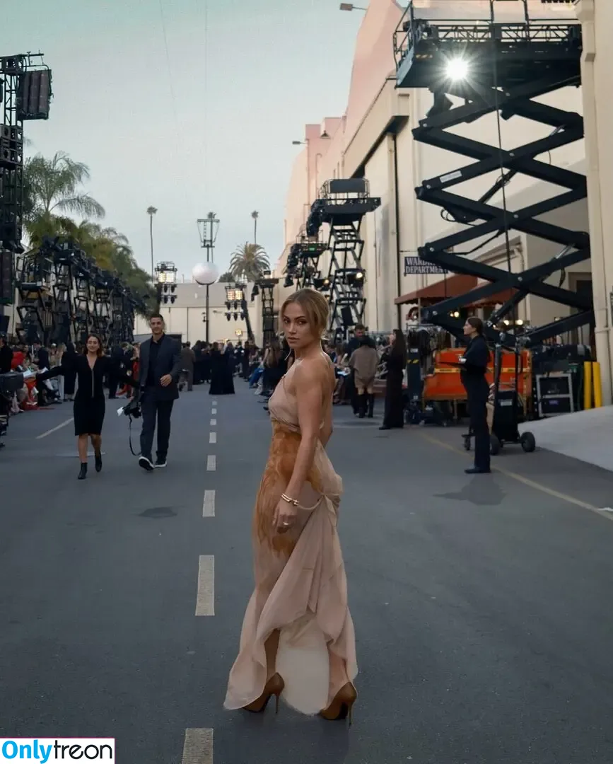 Inanna Sarkis голая photo #0019 (inanna / inannainanna)