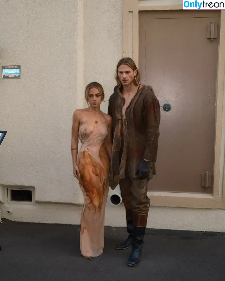 Inanna Sarkis голая photo #0020 (inanna / inannainanna)