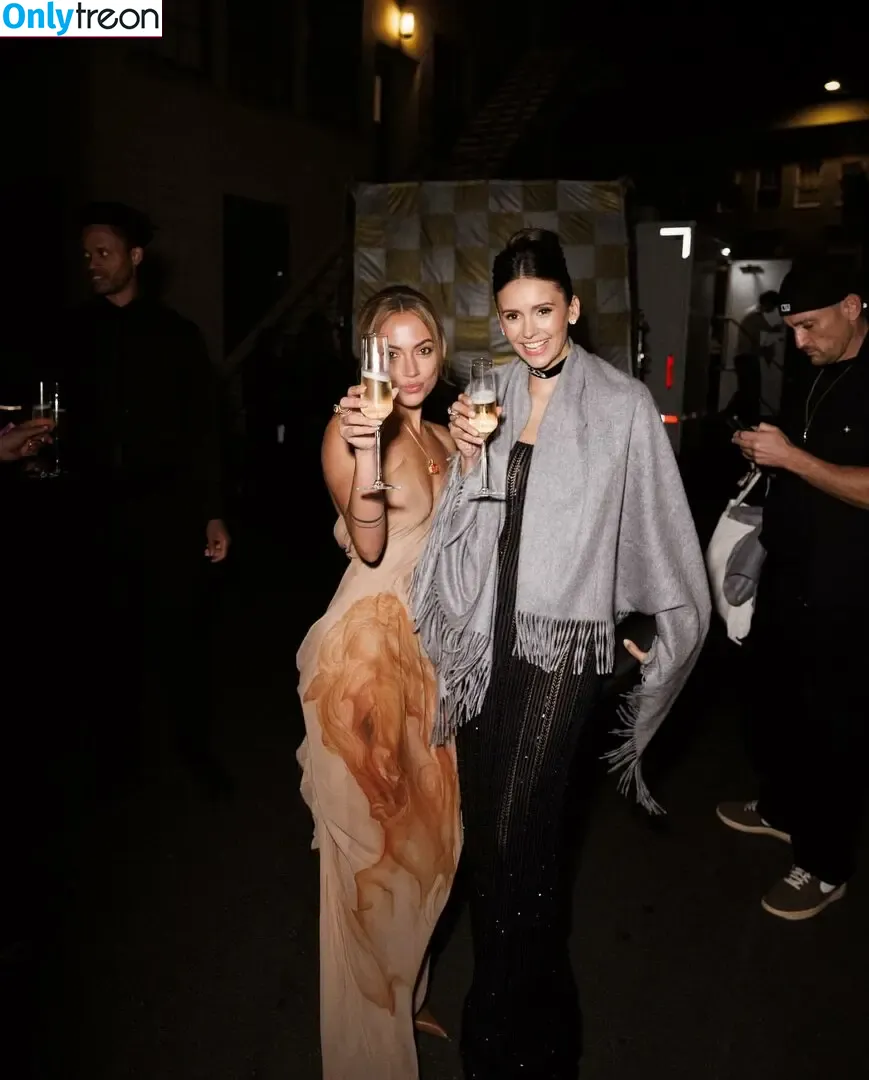 Inanna Sarkis голая photo #0025 (inanna / inannainanna)