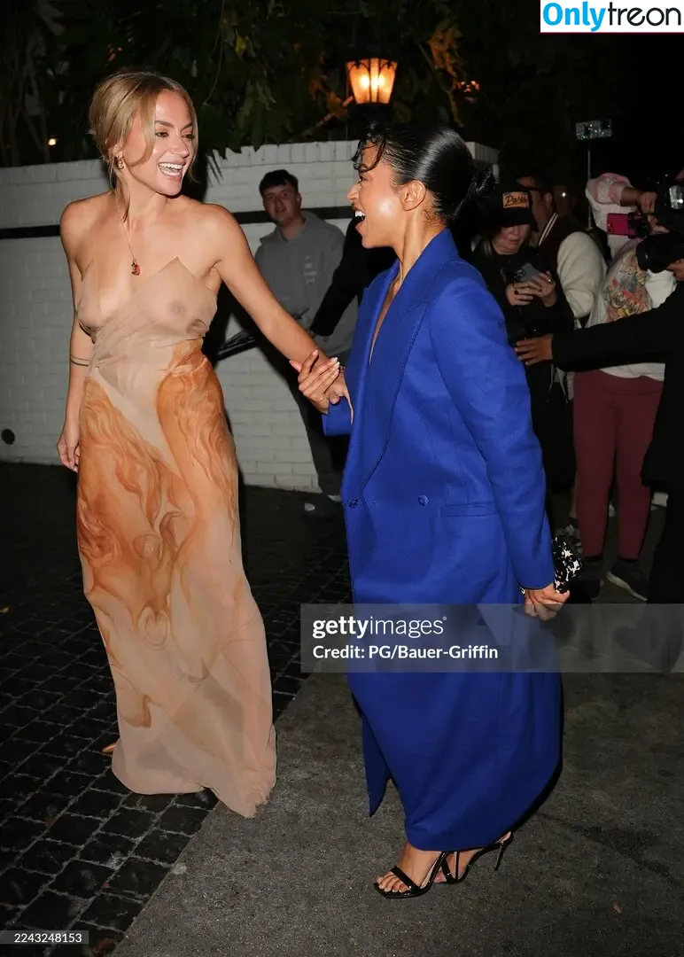 Inanna Sarkis nude photo #0072 (inanna / inannainanna)