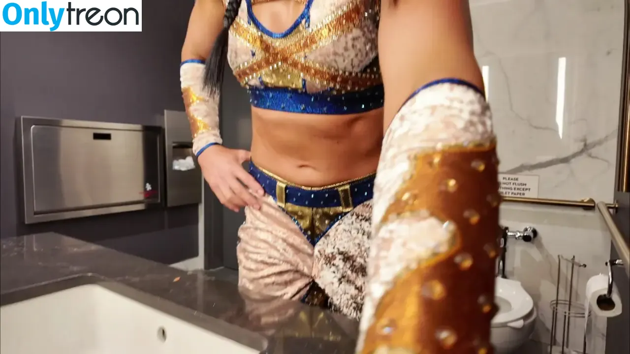 Indi Hartwell голая photo #0434 (indihartwell)
