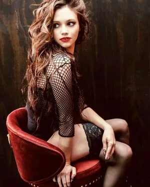 India Eisley / indiaeisley nude photo #0046