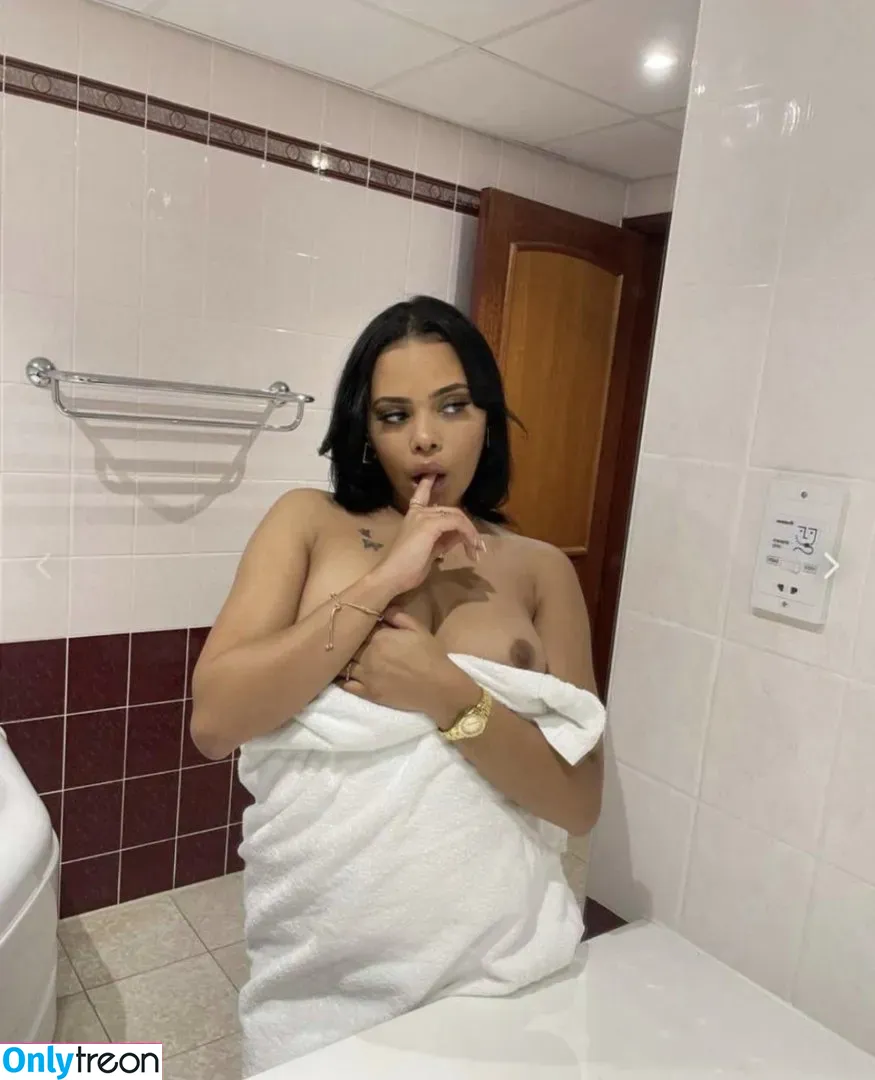 Indiasimay nude photo #0002 (indiasimayholder / ixdxia)