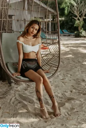 Indonesian Girls ???????? / indonesian_beauties nude photo #0056