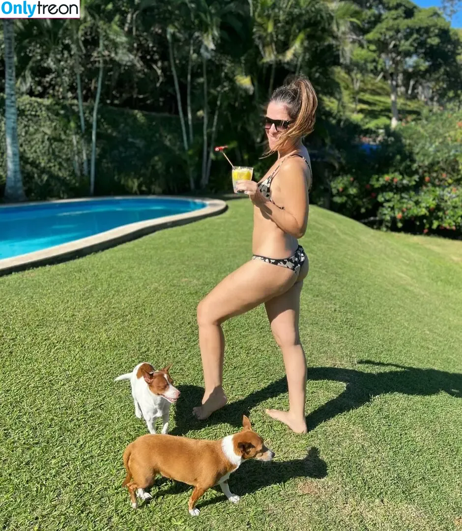 Ingrid Guimarães nude photo #0014 (ingridguimaraes)