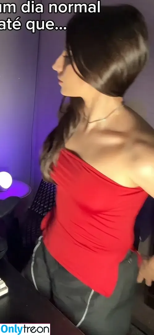 Ingrid Larissa nude photo #0107 (_ingridlarissa / yayahuz)