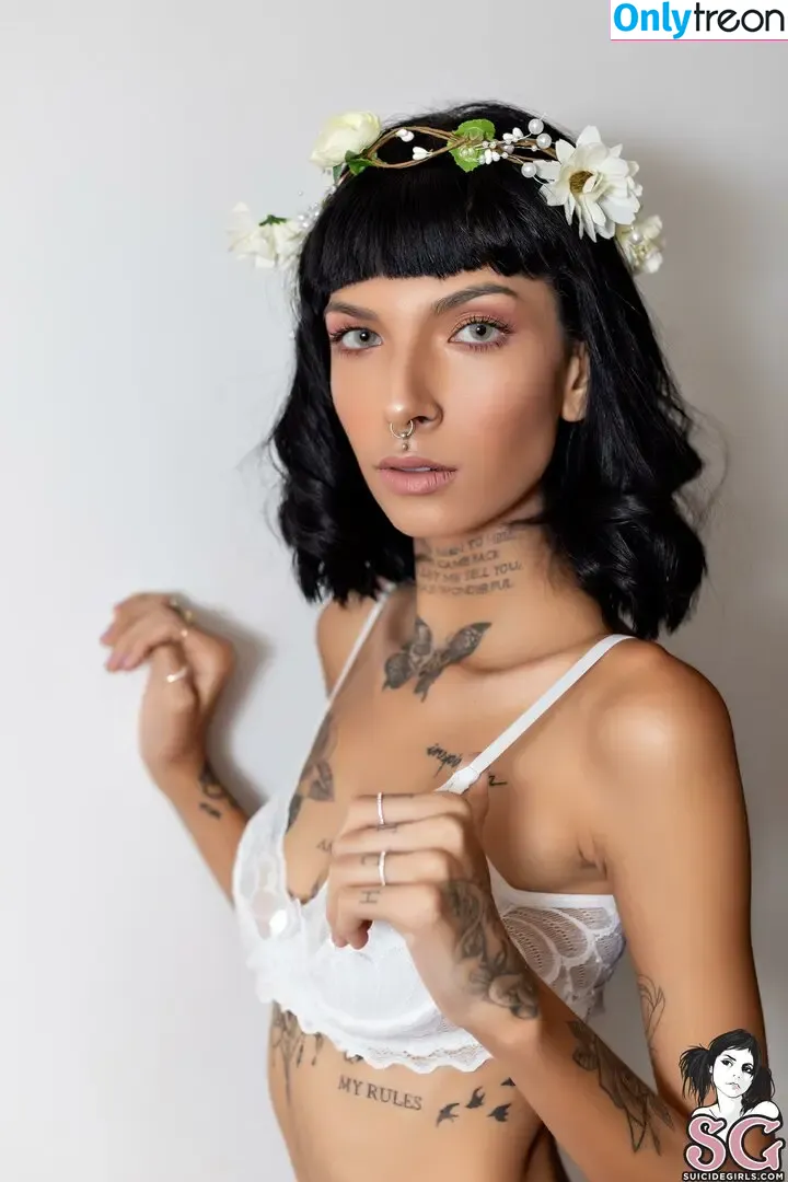 Ingridsousa nude photo #0034 (Lilskinny / ingridsousa__)