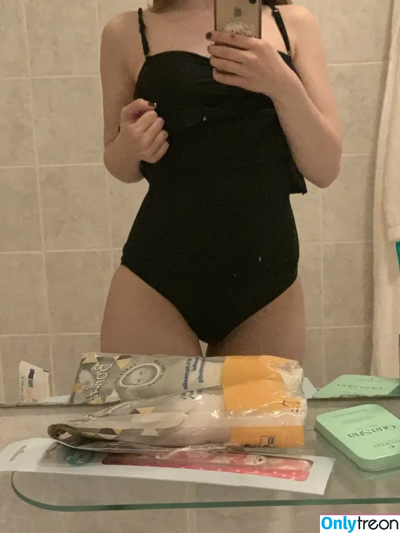 inislein nude photo #0008 (inislein)