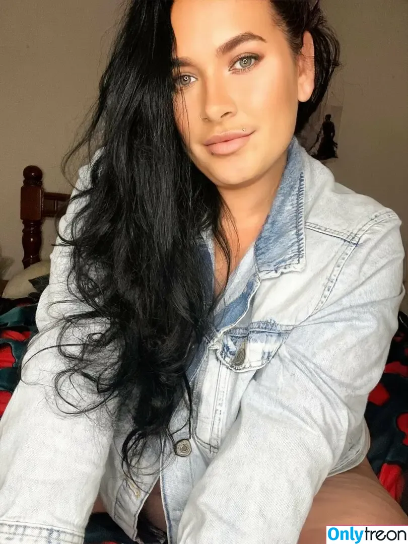 inkedivy_x nude photo #0012 (justyouraveragemum_x)