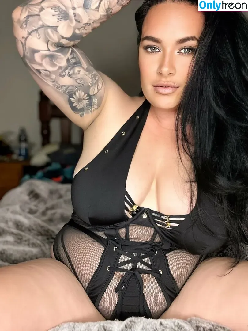 inkedivy_x nude photo #0055 (justyouraveragemum_x)