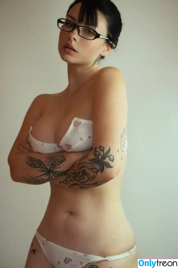 innervus nude photo #4263 (Instagram)