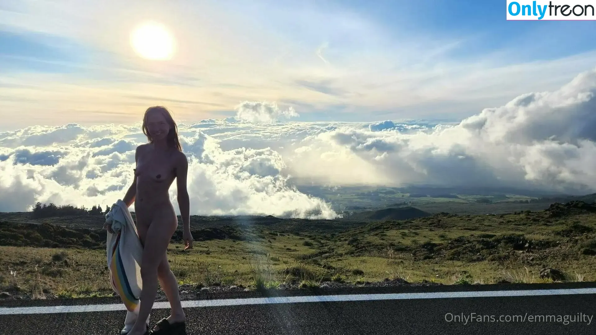Innocentprovenguilty nude photo #0198 (emmaguilty / sophisticated_human_being)