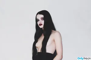  nude photo #0001