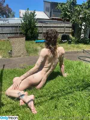 nude photo #0018