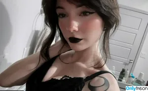 Inypf / avahs.xo / pocketsizedghost / user nude photo #0001