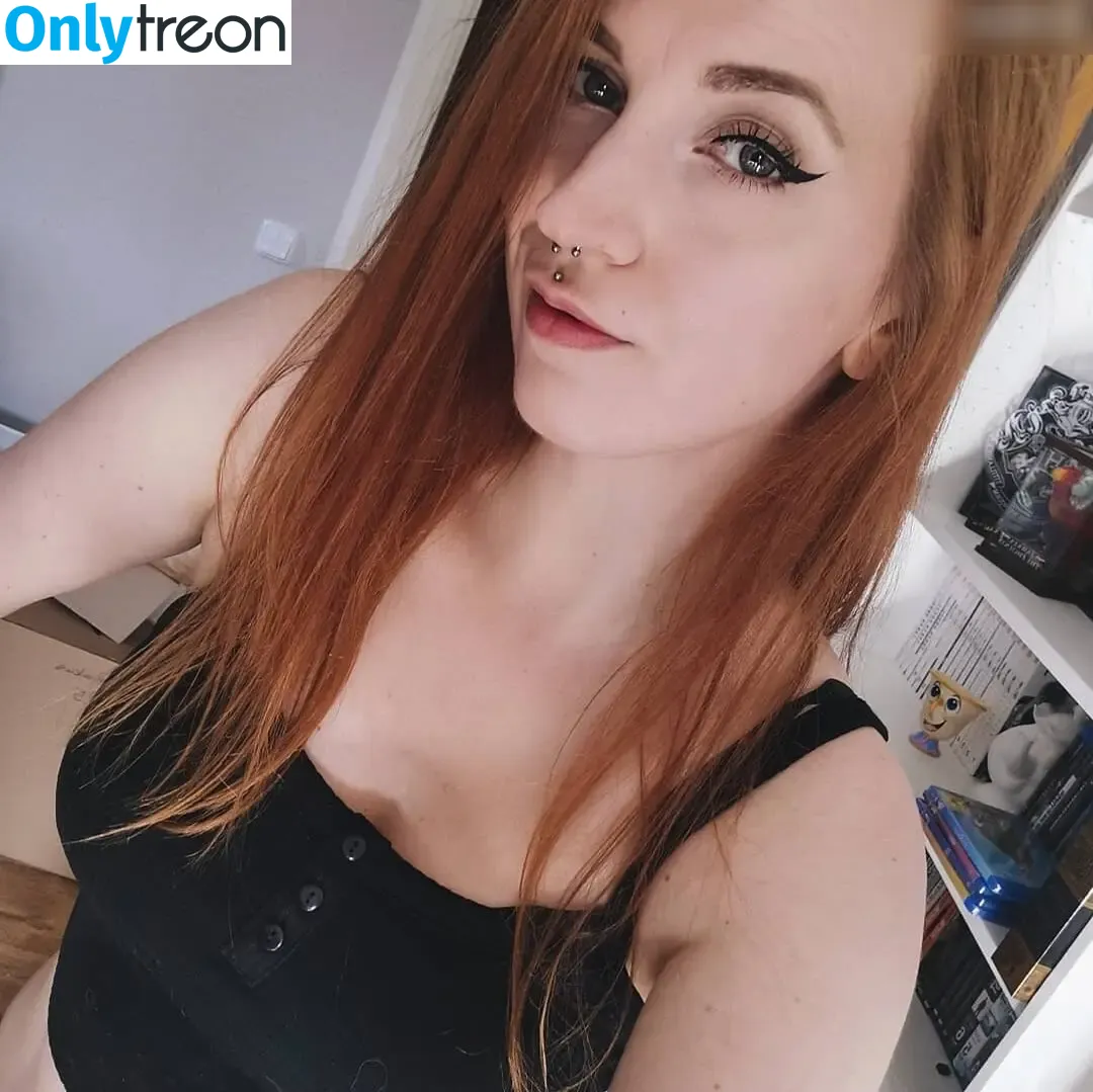 Inzaynia nude photo #0013 (ilovebitterlife)