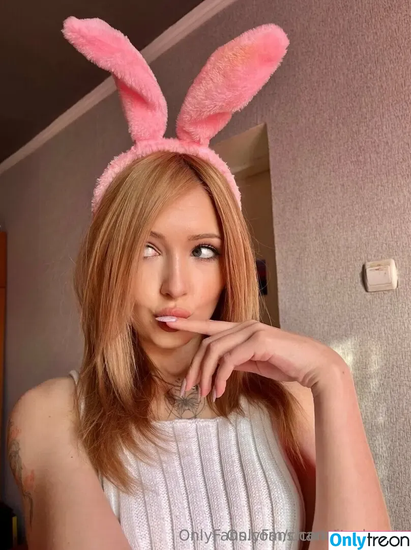 ioanna_si nude photo #0129 (ioanna_si)