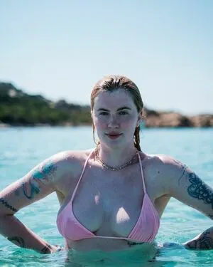 Ireland Baldwin / chloebaldwin... / irelandirelandireland nude photo #0109