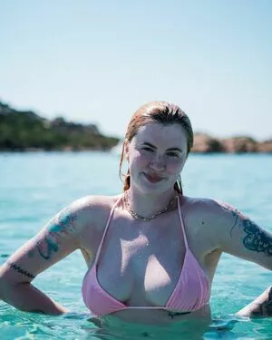 Ireland Baldwin / chloebaldwin... / irelandirelandireland nude photo #0111