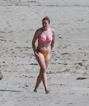 Ireland Baldwin / chloebaldwin... / irelandirelandireland nude photo #0136