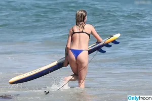 Ireland Baldwin / chloebaldwin... / irelandirelandireland nude photo #0542
