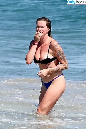 Ireland Baldwin / chloebaldwin... / irelandirelandireland nude photo #0546