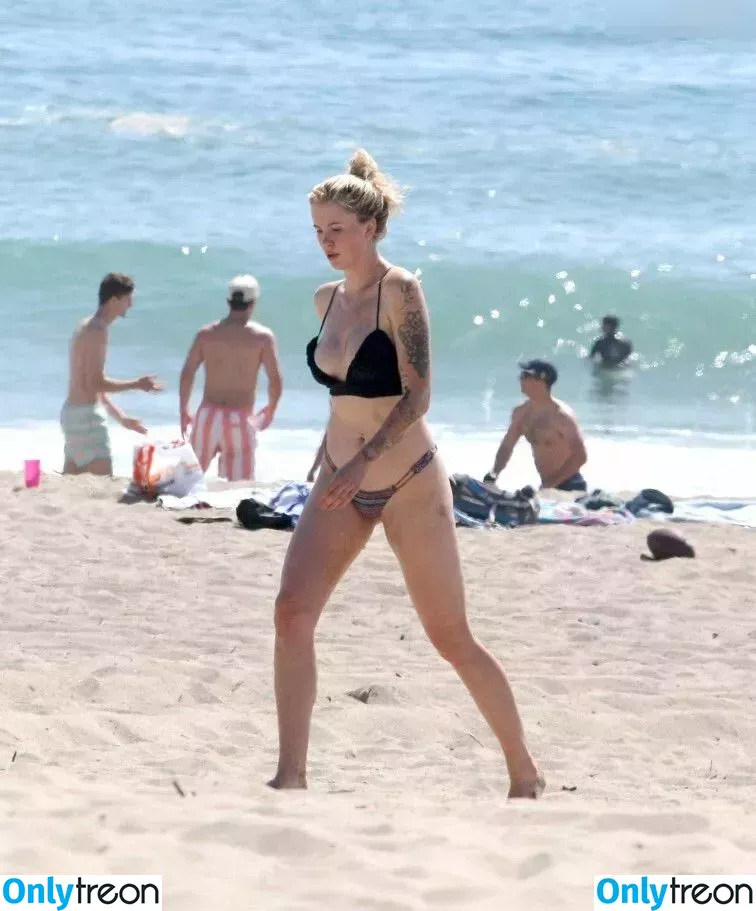 Ireland Baldwin nude photo #0388 (chloebaldwin... / irelandirelandireland)