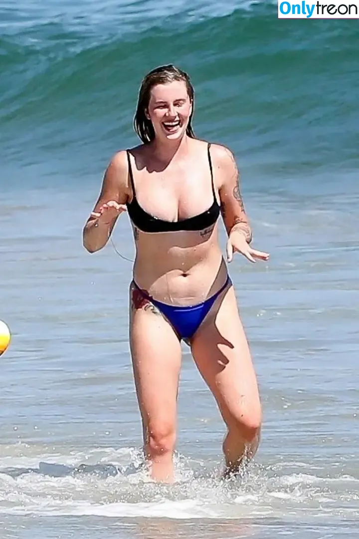 Ireland Baldwin nude photo #0547 (chloebaldwin... / irelandirelandireland)