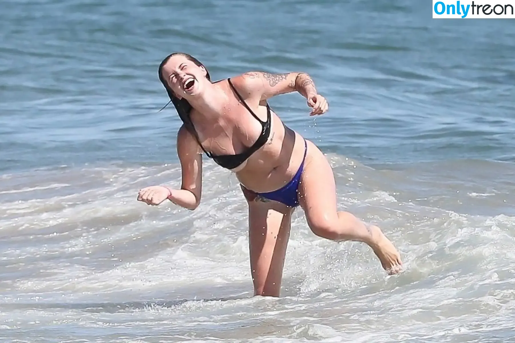 Ireland Baldwin nude photo #0549 (chloebaldwin... / irelandirelandireland)
