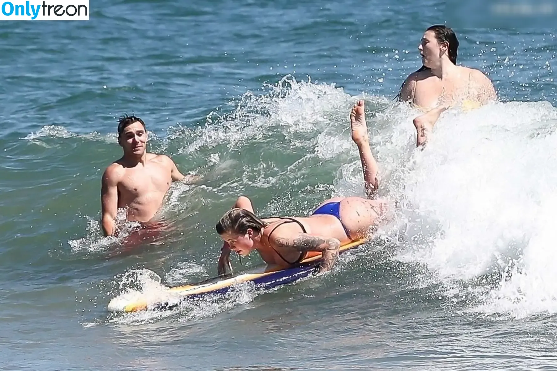Ireland Baldwin nude photo #0551 (chloebaldwin... / irelandirelandireland)