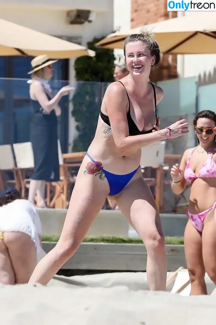 Ireland Baldwin nude photo #0560 (chloebaldwin... / irelandirelandireland)