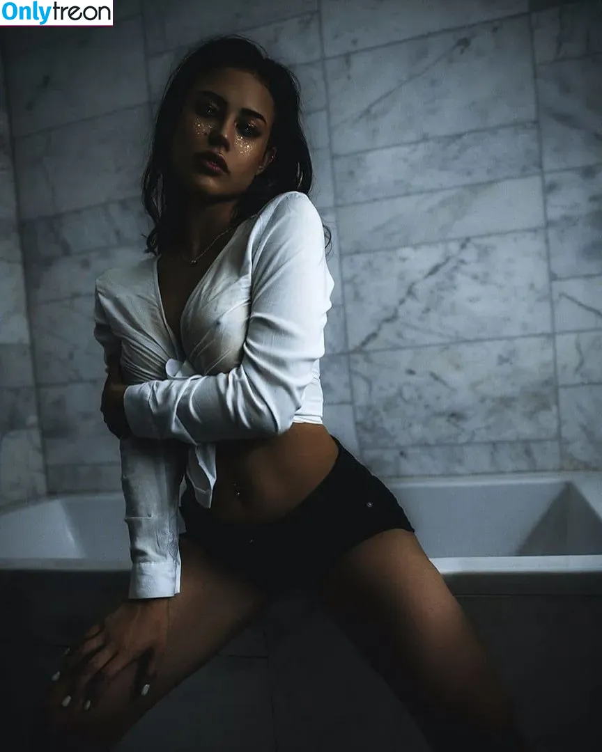 Iren Piontkovskaya nude photo #0037 (Irena Piontkovskaya / callmerena25 / irenapiontkovskaya)