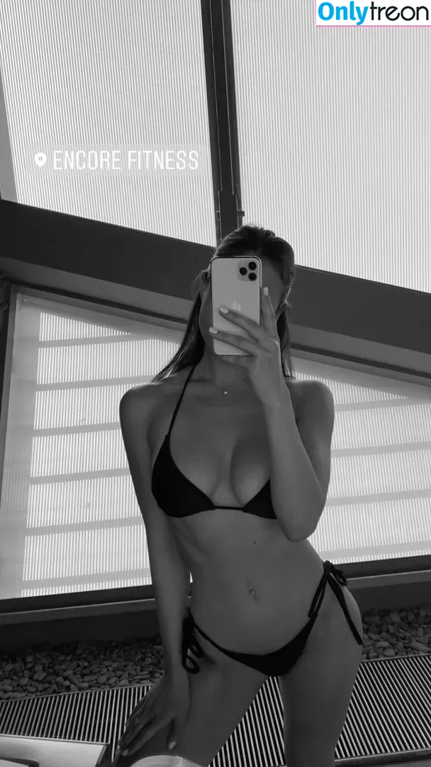 Iren Piontkovskaya nude photo #0047 (Irena Piontkovskaya / callmerena25 / irenapiontkovskaya)