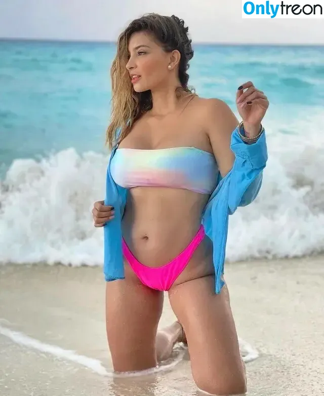 Irene Castillo nude photo #0009 (irenecastillotv)