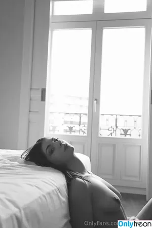  nude photo #0076