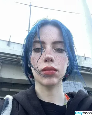 Irina Minkina / howeversnowy / rusian Billie eilish nude photo #0004
