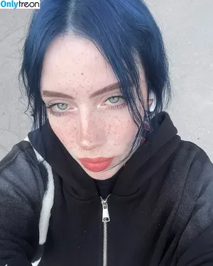 Irina Minkina / howeversnowy / rusian Billie eilish nude photo #0005